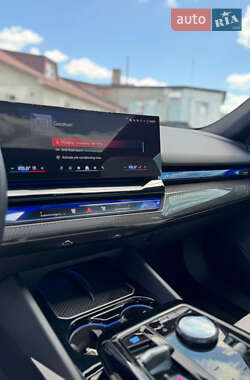 Седан BMW i5 2023 в  фото 14 Седан BMW i5 2023 в