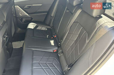 Седан BMW i5 2024 в 