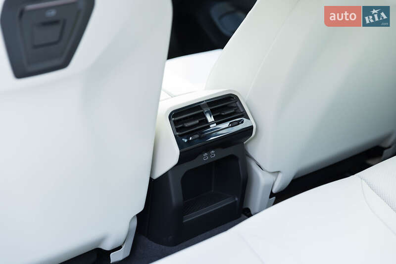 Седан BMW i5 2024 в Луцьку