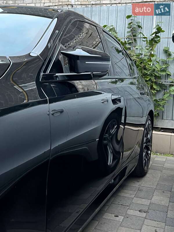 Седан BMW i5 2024 в Черкассах