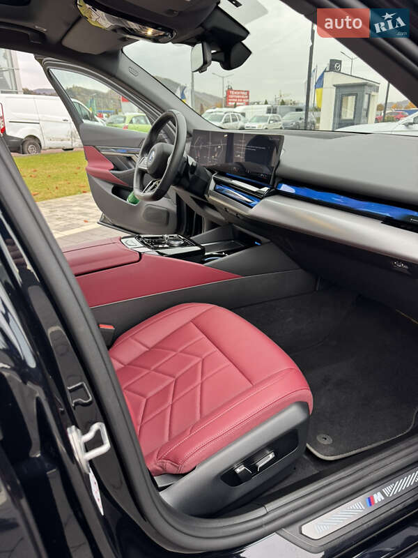 Седан BMW i5 2024 в Мукачевому