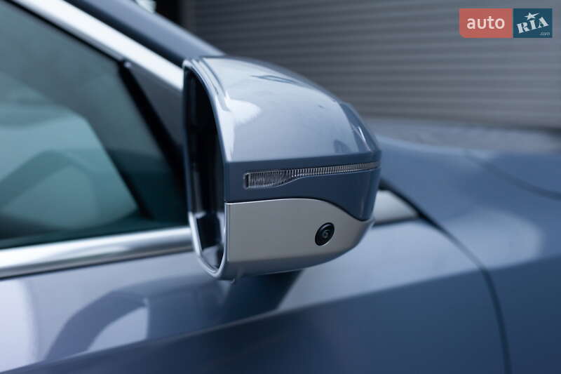 Седан BMW i5 2024 в Киеве