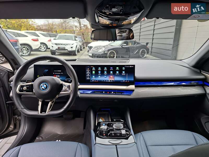 Седан BMW i5 2024 в Одесі