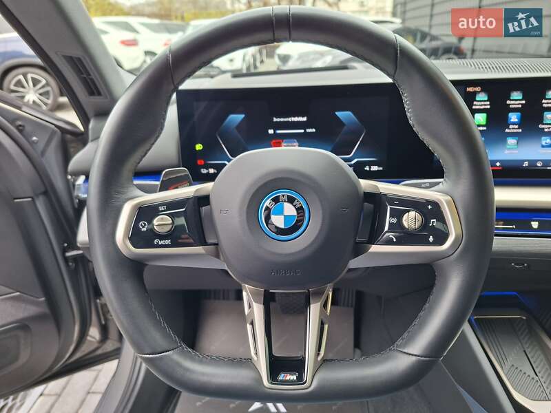 Седан BMW i5 2024 в Одесі