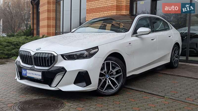 Седан BMW i5 2024 в Киеве фото 3 Седан BMW i5 2024 в Киеве