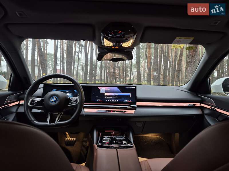 Седан BMW i5 2024 в Шевченково