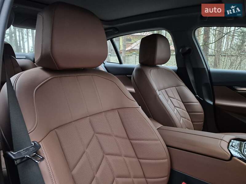 Седан BMW i5 2024 в Шевченково
