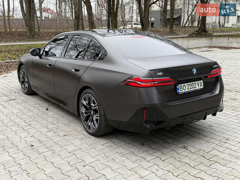 Седан BMW i5 2024 в Тернополі