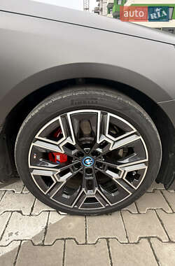 Седан BMW i5 2024 в Тернополі