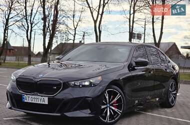 Седан BMW i5 2023 в Коломые
