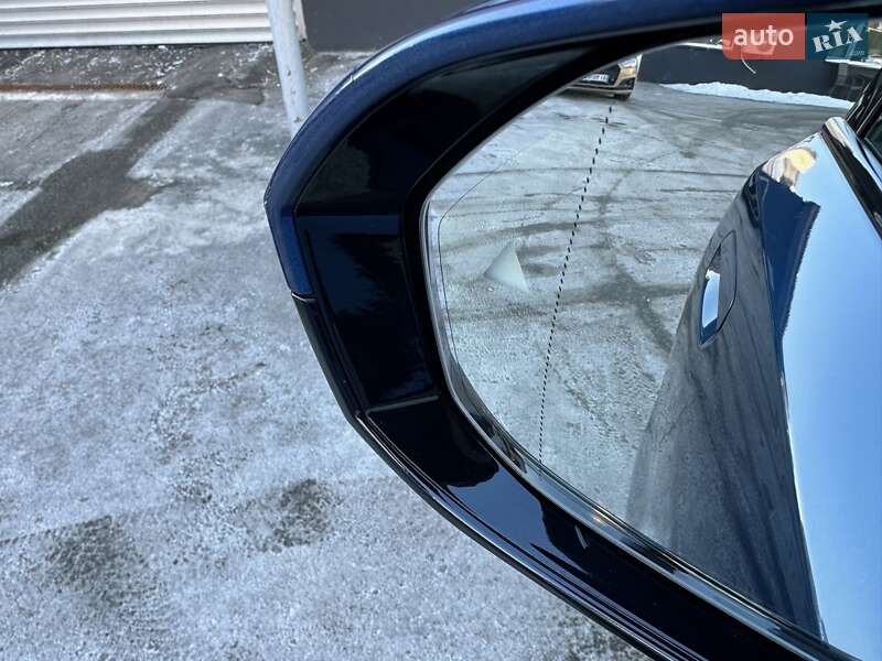 Седан BMW i5 2024 в Києві