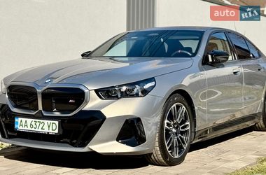 Седан BMW i5 2025 в Києві