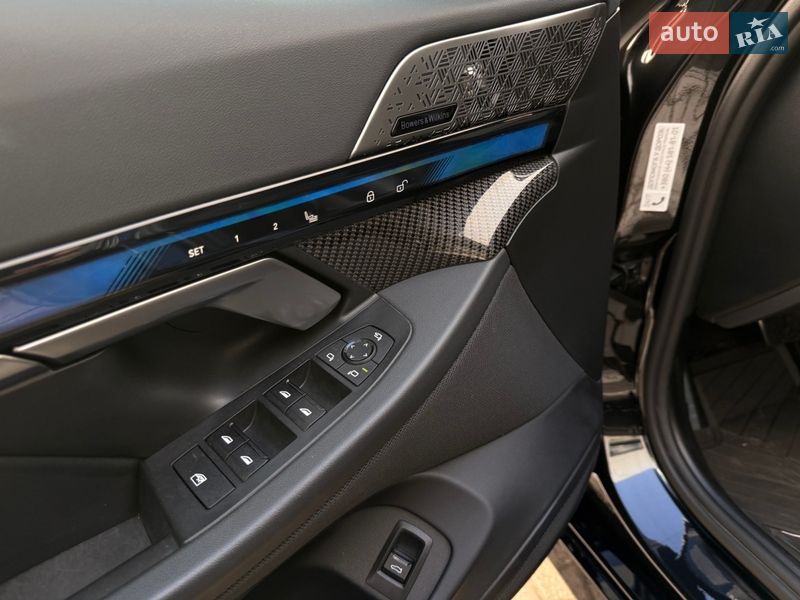 Седан BMW i5 2023 в Киеве