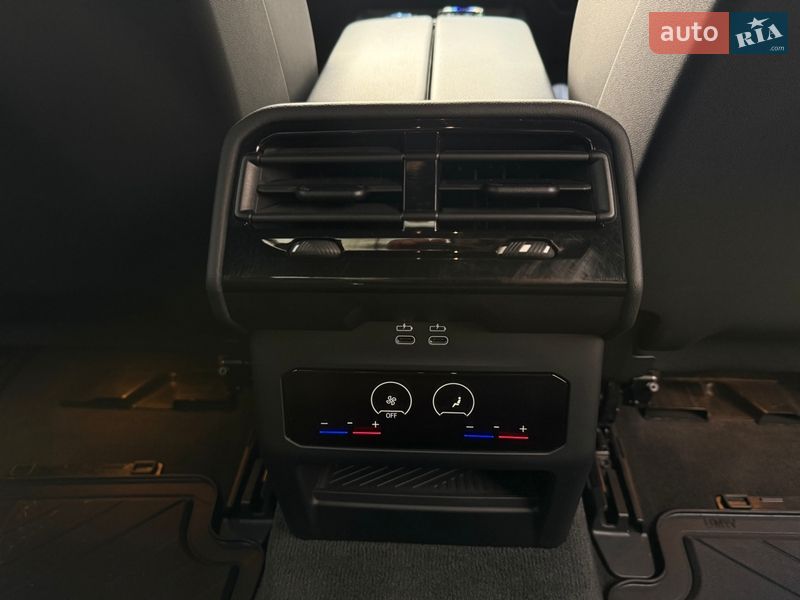 Седан BMW i5 2023 в Киеве