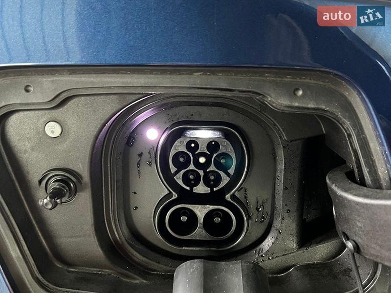 Седан BMW i5 2024 в Рівному