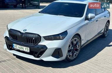 Седан BMW i5 2023 в Дніпрі