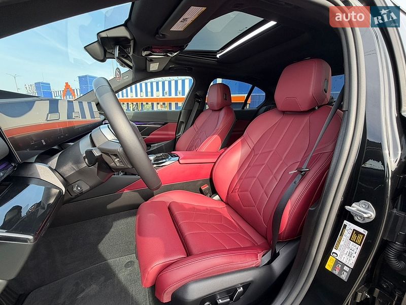 Седан BMW i5 2024 в Луцке