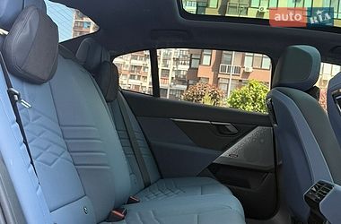 Седан BMW i5 2024 в Киеве