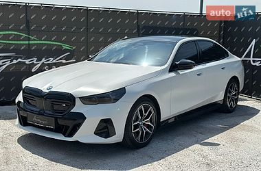 Седан BMW i5 2023 в Киеве