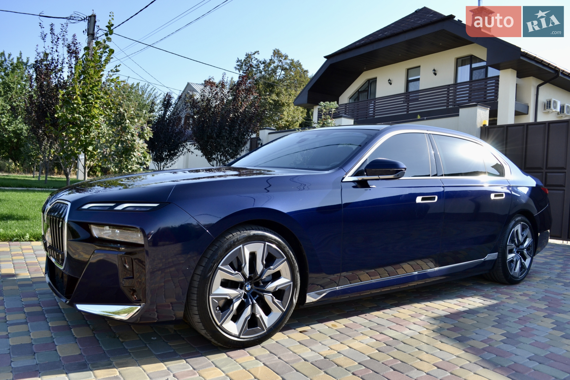 2024 BMW i7 - мініатюра 3