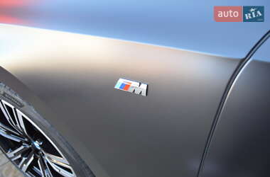 Седан BMW i7 2022 в 