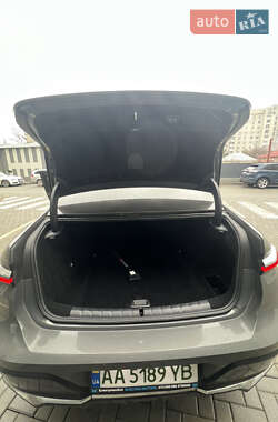 Седан BMW i7 2022 в 