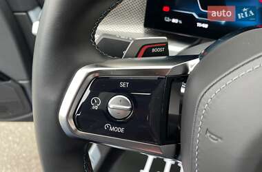 Седан BMW i7 2023 в 