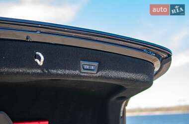 Седан BMW i7 2022 в 
