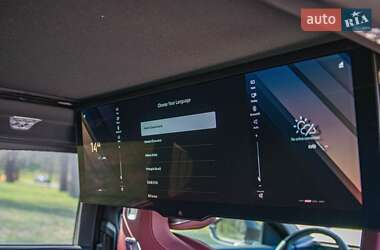Седан BMW i7 2022 в 