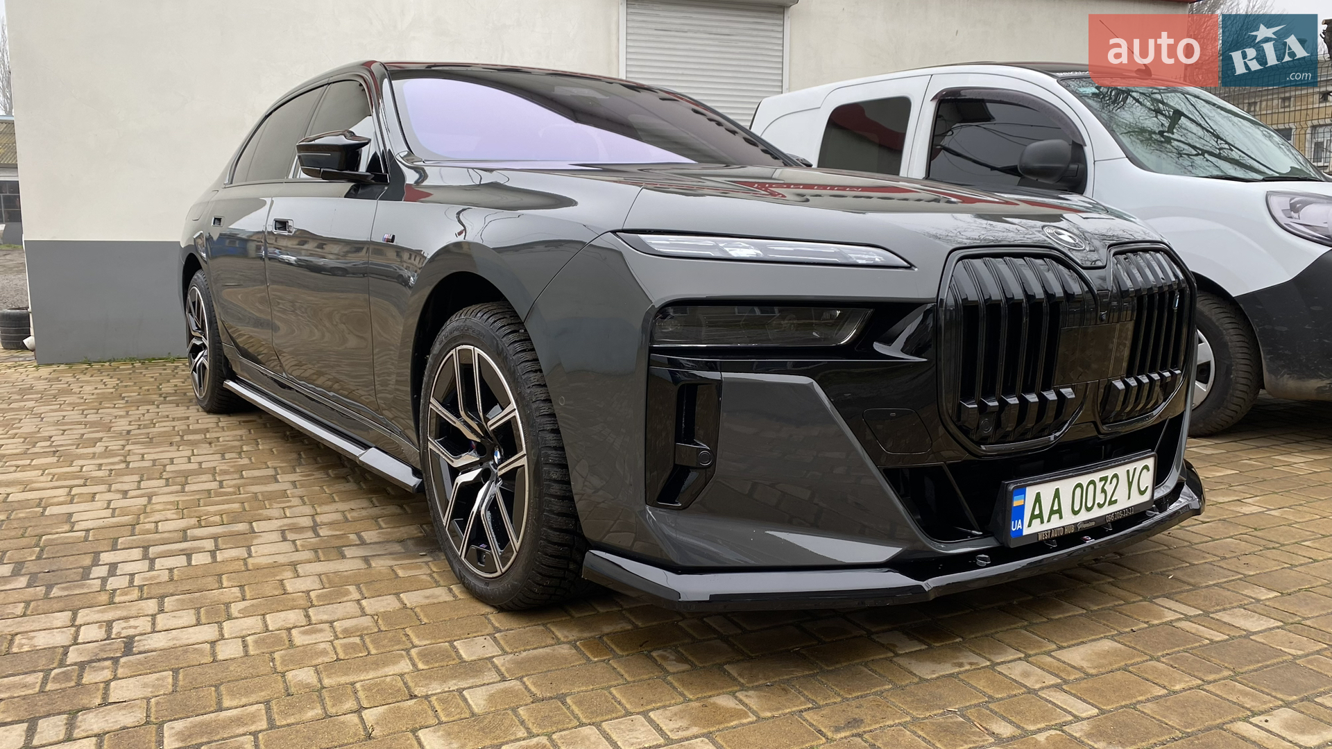 2022 BMW i7 - мініатюра 2