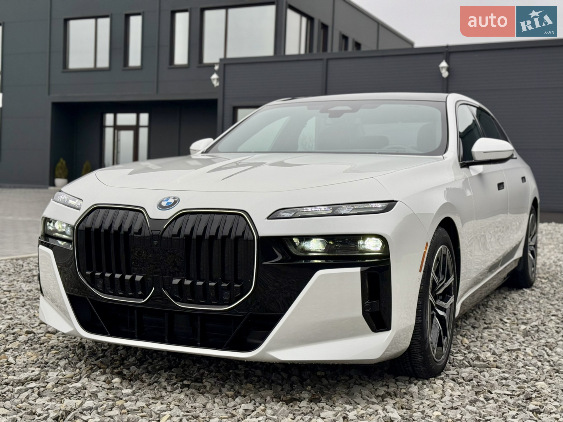 2024 BMW i7 - мініатюра 4