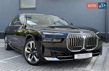 Седан BMW i7 2023 в Хмельницком