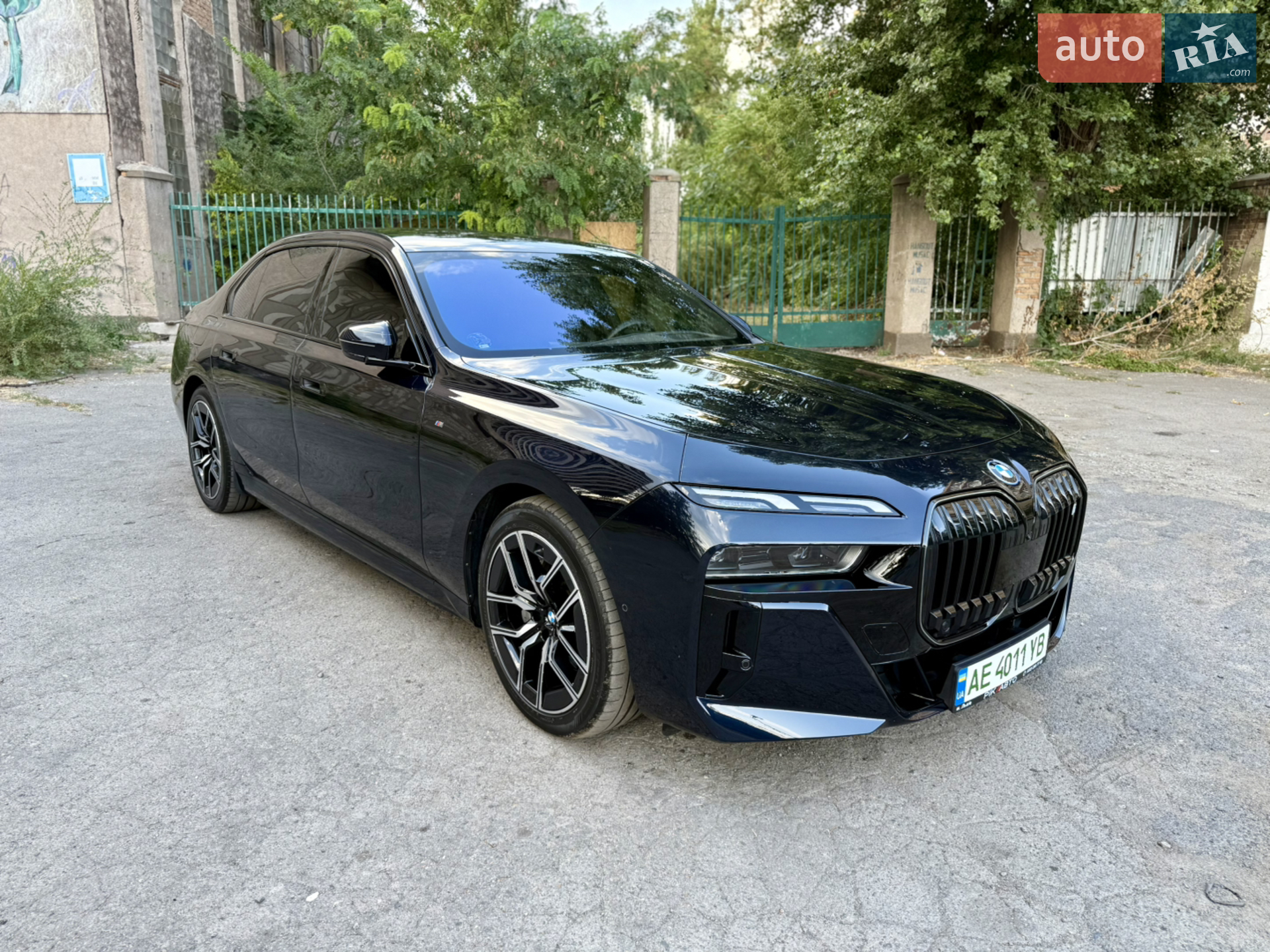 2024 BMW i7 - мініатюра 3
