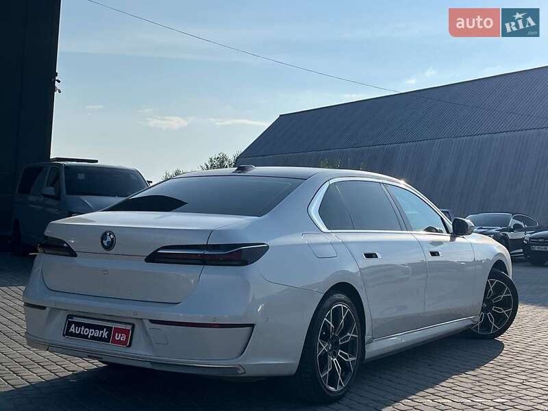 Седан BMW i7 2023 в Львове фото 13 Седан BMW i7 2023 в Львове