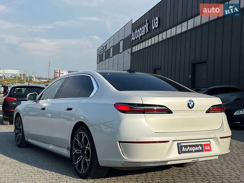 Седан BMW i7 2023 в Львове фото 18 Седан BMW i7 2023 в Львове