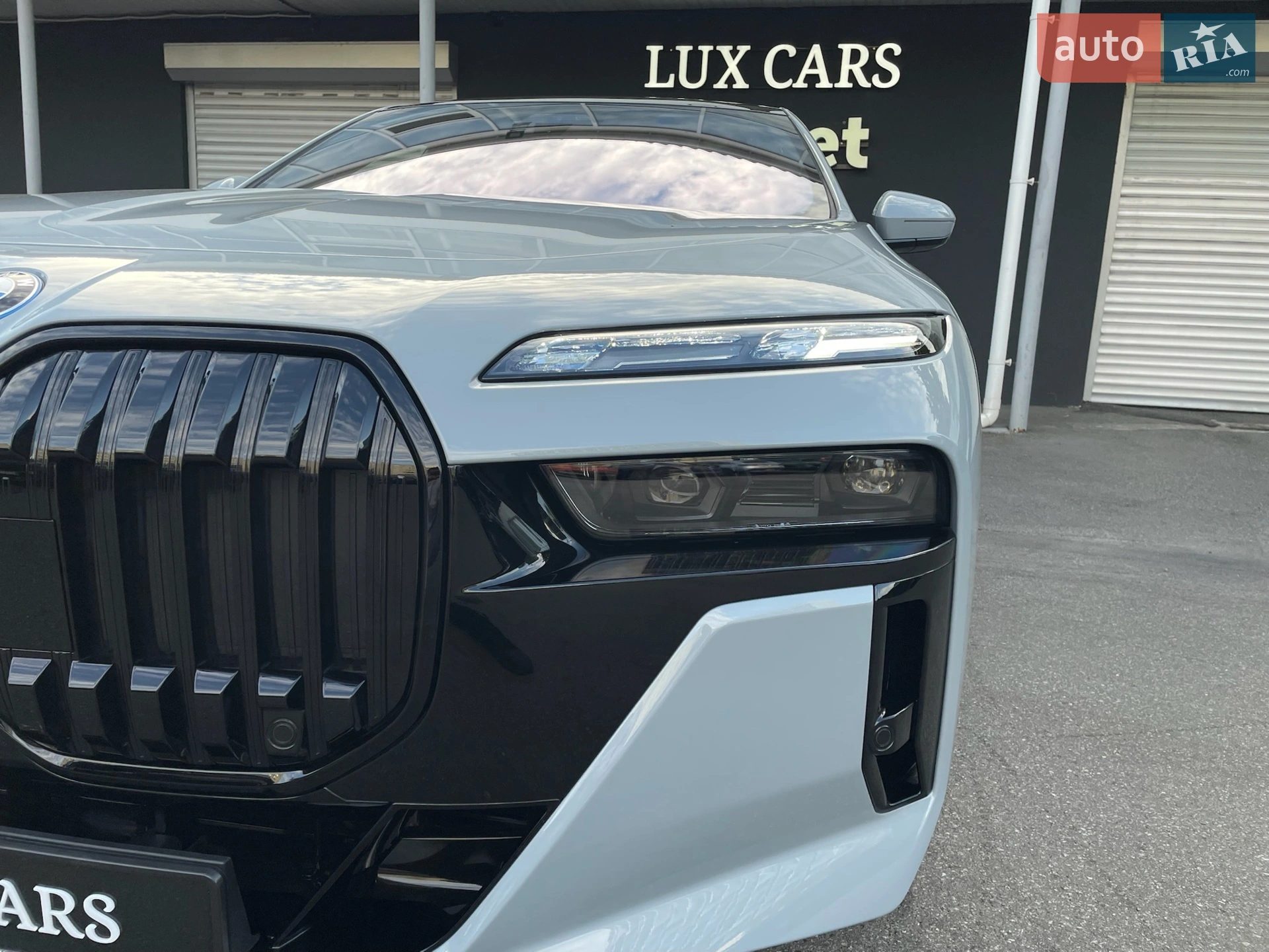 2023 BMW i7 - мініатюра 9