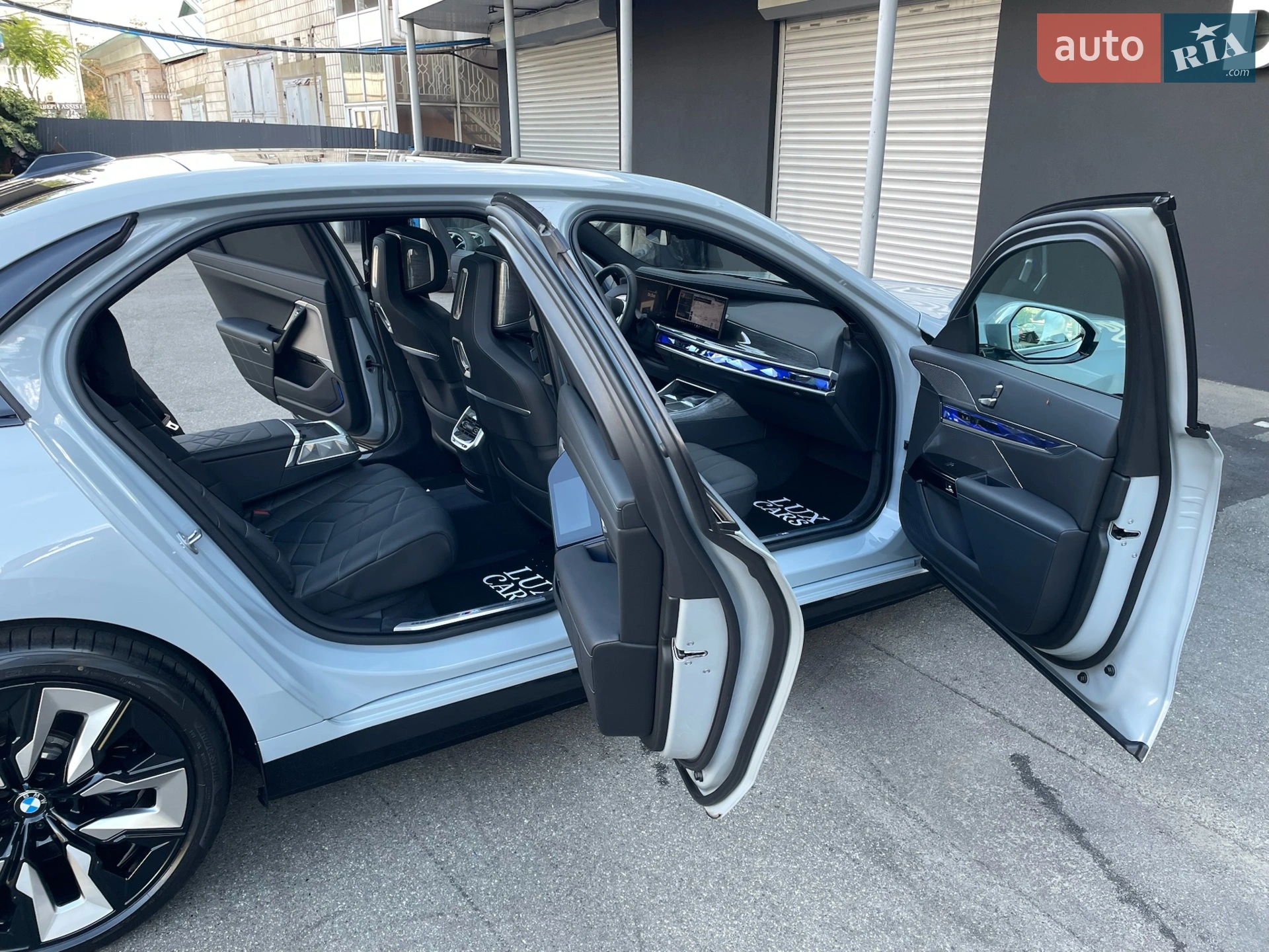 2023 BMW i7 - мініатюра 110
