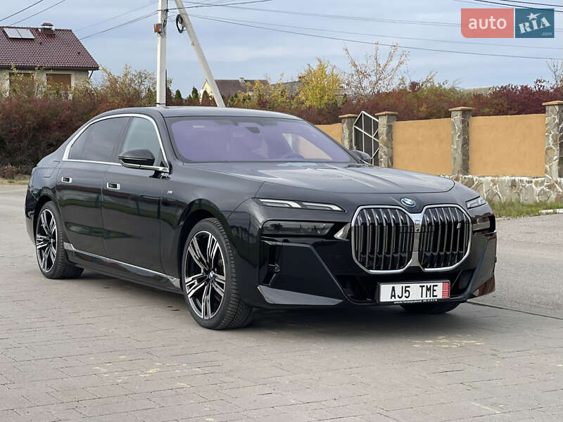 Седан BMW i7 2024 в Ужгороде фото 17 Седан BMW i7 2024 в Ужгороде