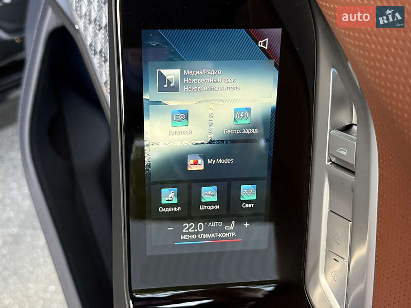 Седан BMW i7 2025 в Киеве фото 80 Седан BMW i7 2025 в Киеве