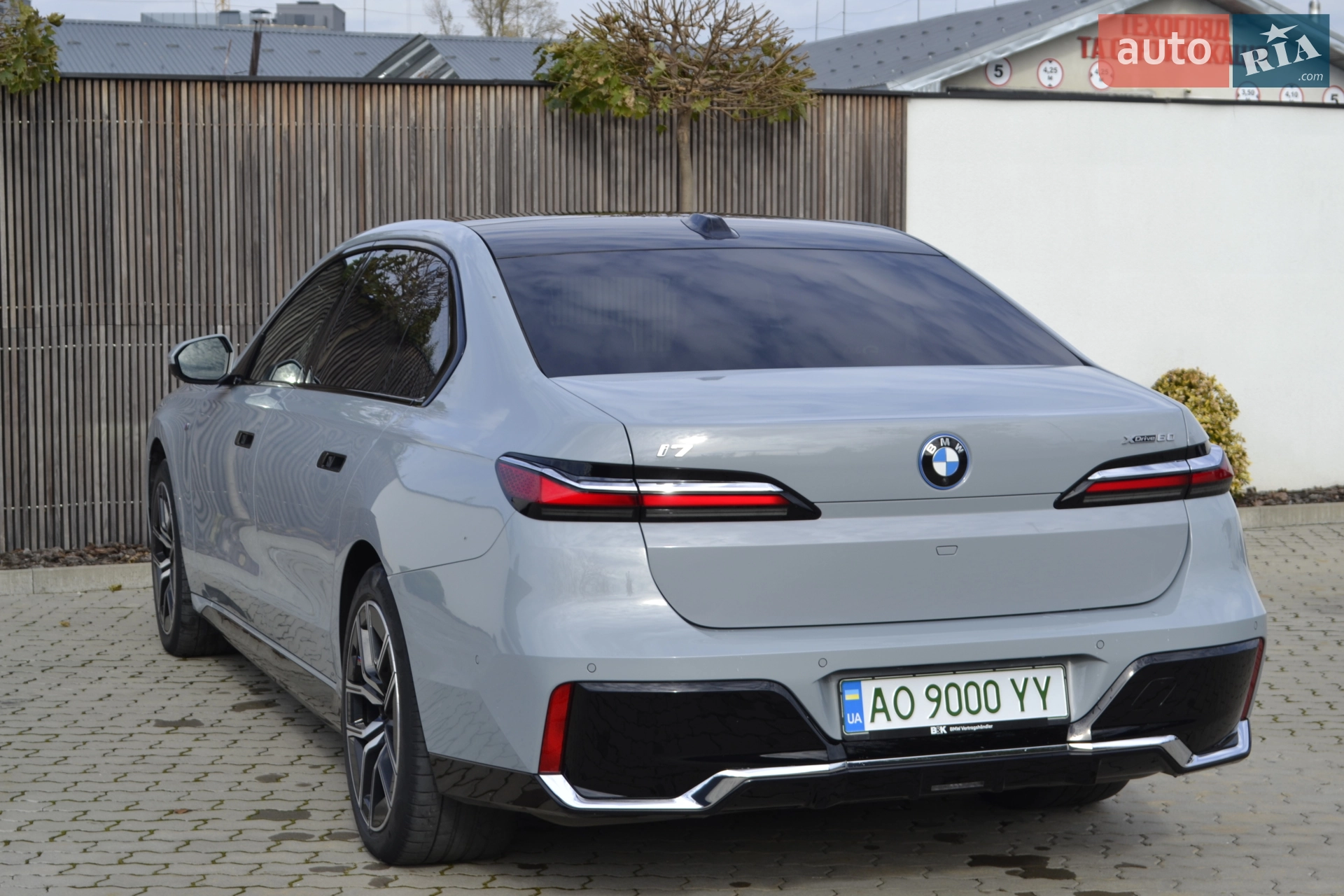 2022 BMW i7 - мініатюра 24