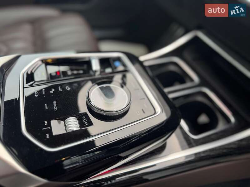 Седан BMW i7 2023 в Одессе фото 8 Седан BMW i7 2023 в Одессе