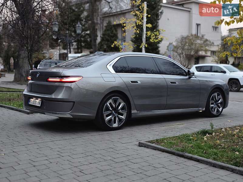 Седан BMW i7 2022 в Ивано-Франковске фото 4 Седан BMW i7 2022 в Ивано-Франковске