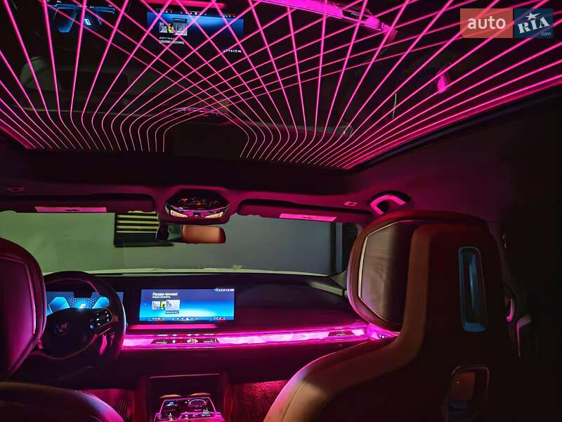 Седан BMW i7 2023 в Киеве фото 14 Седан BMW i7 2023 в Киеве