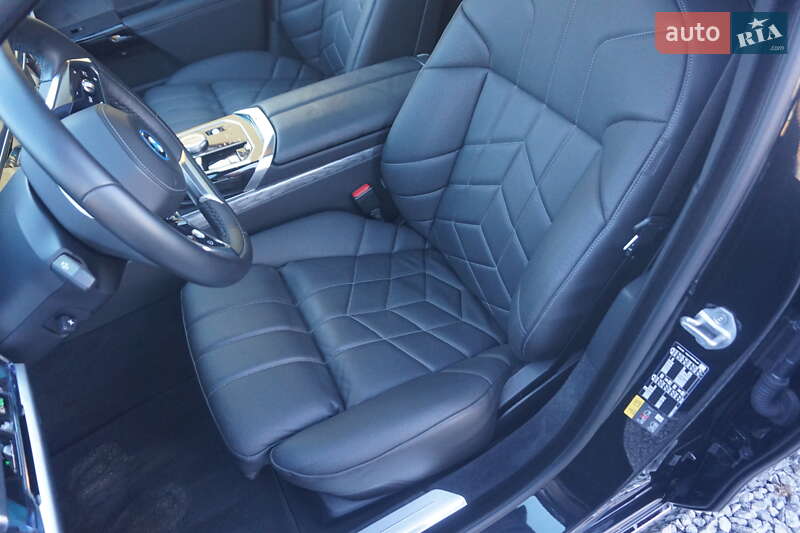 Седан BMW i7 2024 в Самборе фото 29 Седан BMW i7 2024 в Самборе
