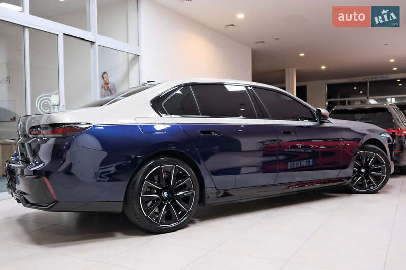 Седан BMW i7 2022 в Львове фото 29 Седан BMW i7 2022 в Львове