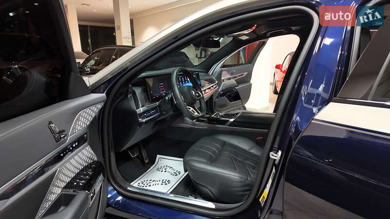 Седан BMW i7 2022 в Львове фото 46 Седан BMW i7 2022 в Львове