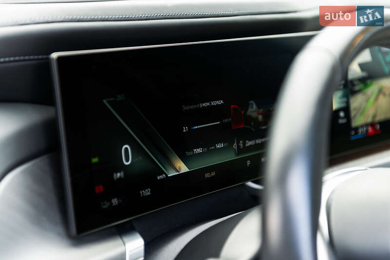 Седан BMW i7 2022 в Мукачево