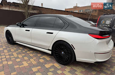Седан BMW i7 2023 в Вінниці