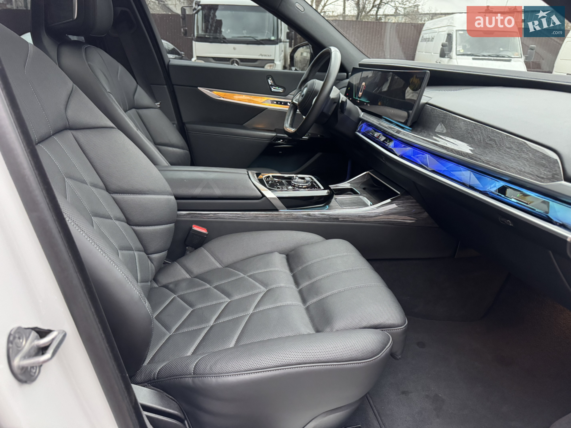2023 BMW i7 - мініатюра 20