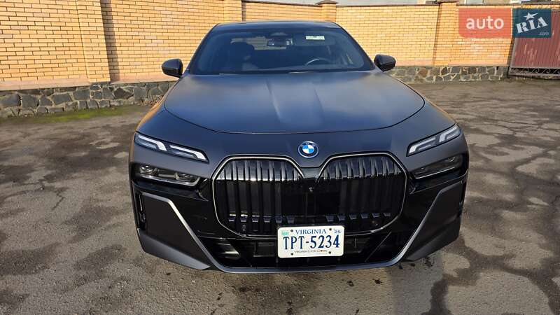 Седан BMW i7 2023 в Владимире фото 38 Седан BMW i7 2023 в Владимире